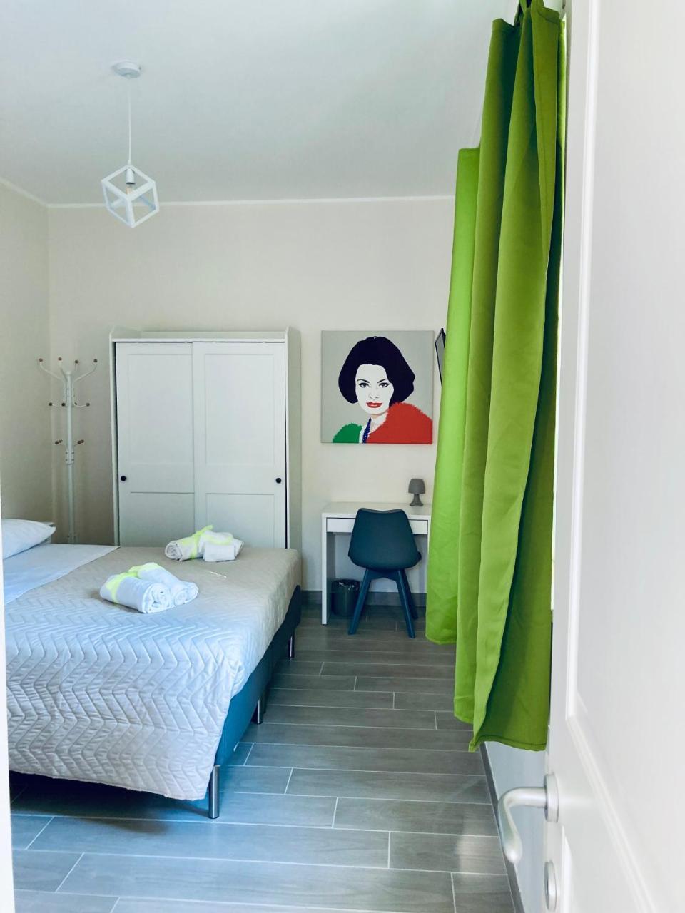 Casa Donna Francy City Center — 4-Star Luxury Hotel in Naples, Italy
