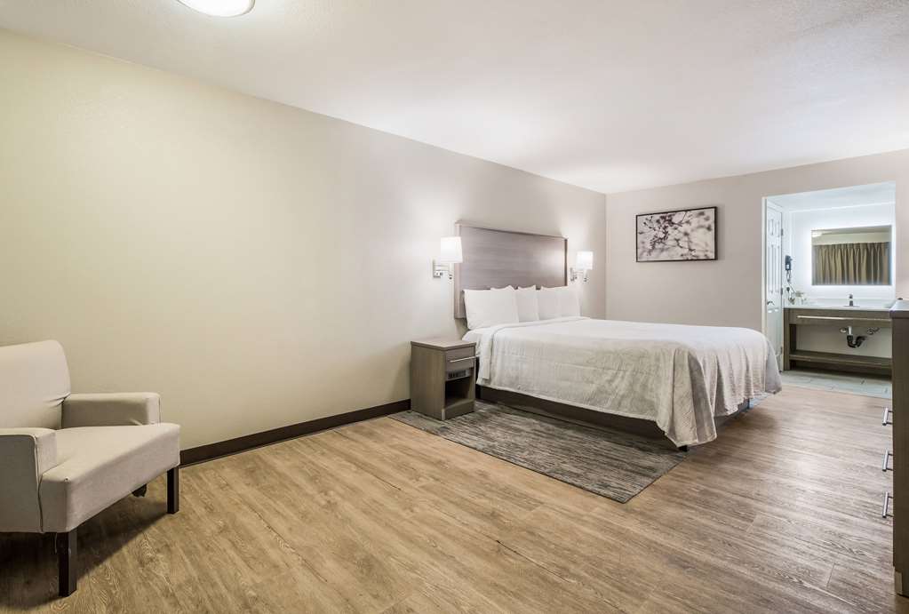 Days Inn by Wyndham Chula Vista San Diego - photo 14
