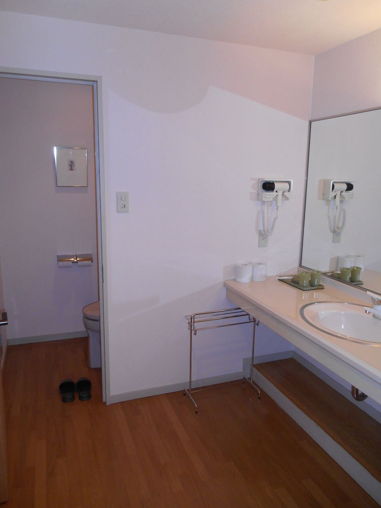 Yufuin Kinrinko Hotel in Yufu, Japan