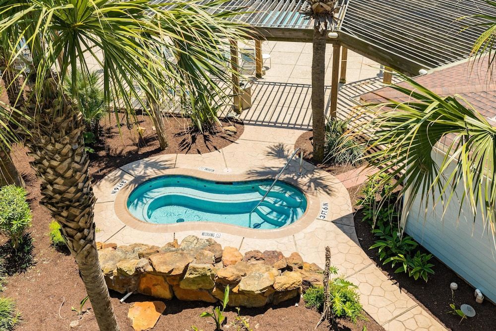Seascape Resort Condominiums - photo 2