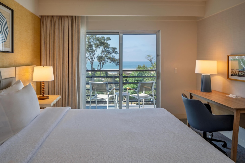 Hilton Garden Inn Dana Point Doheny Beach - photo 20