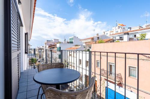 Hauzify I Apartaments Voramar — Sant Pol De Mar — photo 5
