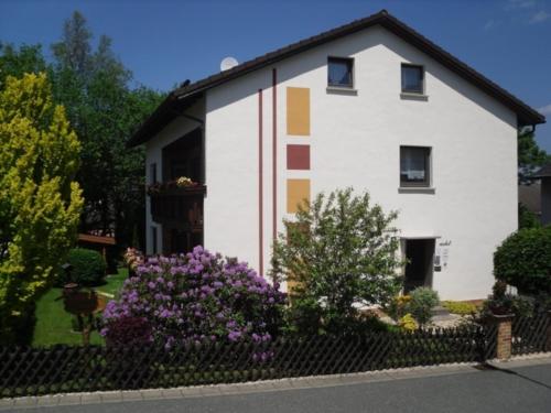 Ferienwohnungen Und Gastezimmer Herrmann — 4-Star Luxury Hotel in Pressig, Germany