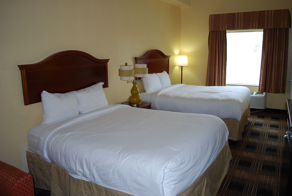 Jameson Inn and Suites Riverdale - photo 19