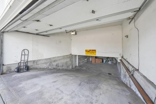 3607 Seashore A & B in Newport Beach, United States