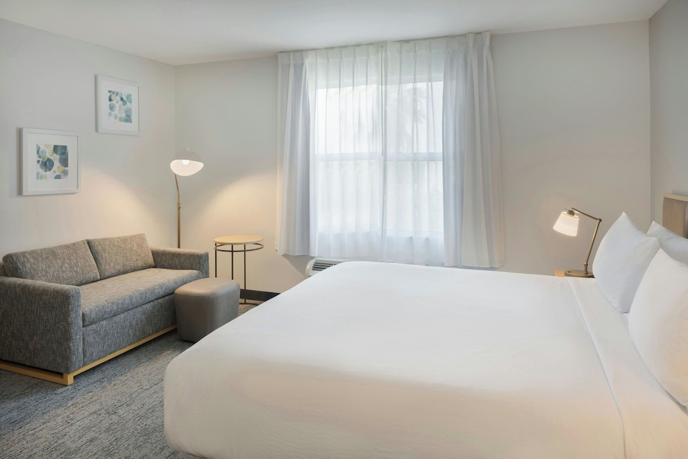 TownePlace Suites by Marriott Tampa Westshore Airport - photo 3