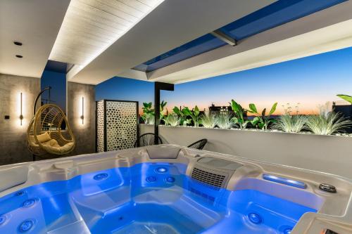 Hotel Piazza - carbon neutral hotel in Sarande