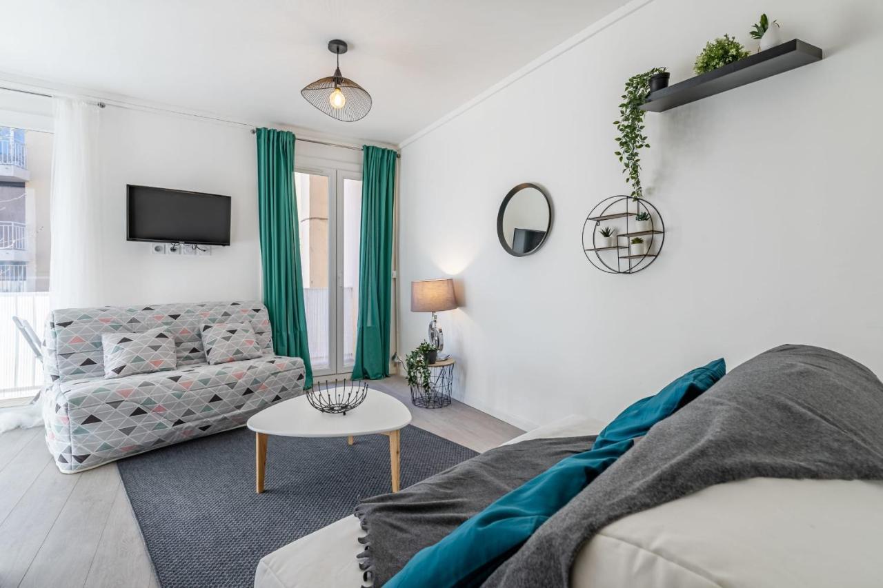 Le Levantes Par Dodo A Cassis in Cassis, France