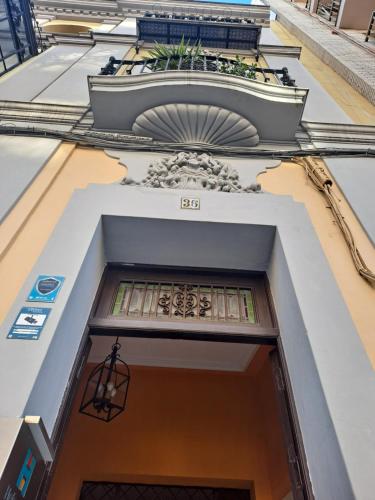 Atico Duplex Marques de Reyes — 4-Star Luxury Hotel in Sevilla, Spain