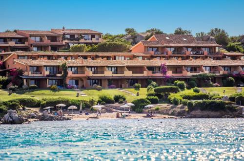 Casa Verdiana Golfo di Marinella Sardegna — 4-Star Luxury Hotel in Marinella, Italy