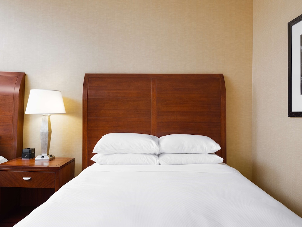 DoubleTree by Hilton Stamford - photo 29