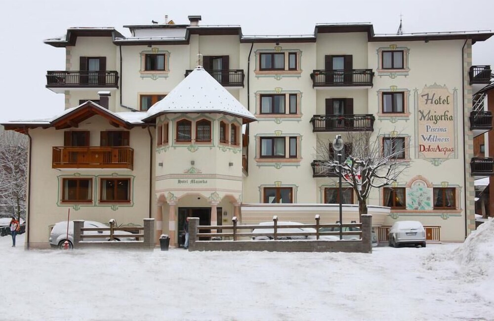 Hotel Majorka - carbon neutral hotel in Andalo