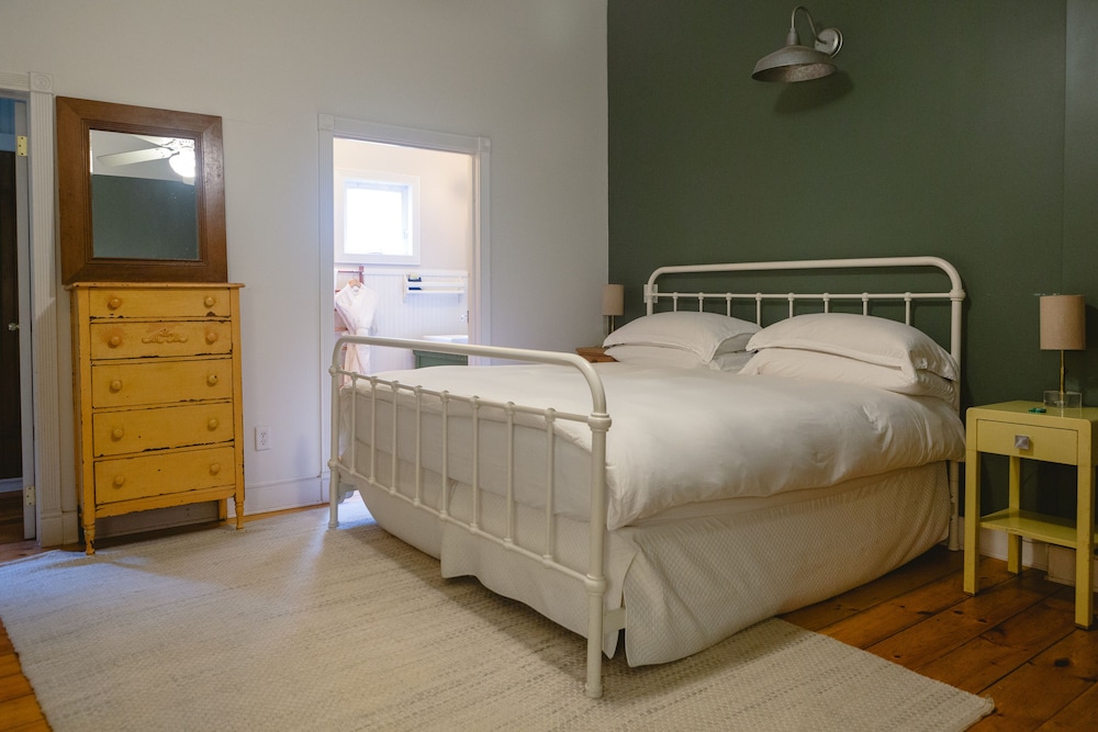 The North Branch Inn - photo 7