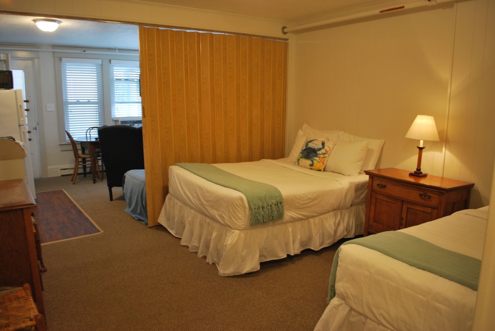 Lankford Hotel and Lodge - photo 32