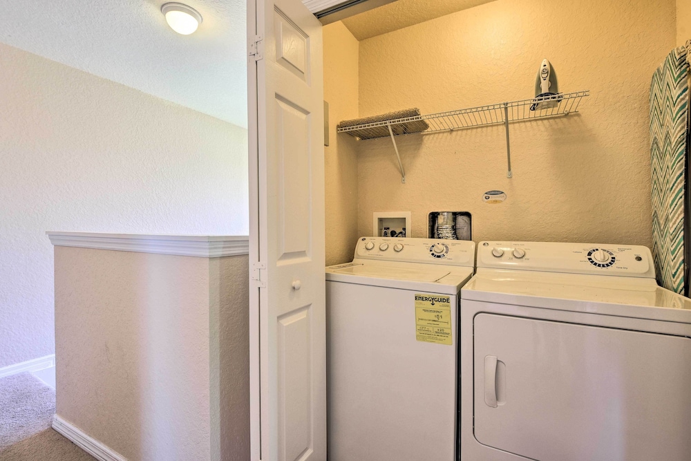 Cozy Resort Townhome w Gas Grill 3 Mi to Disney - photo 29