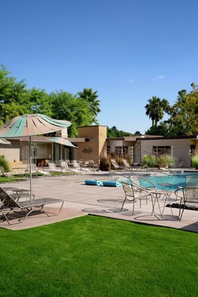 The Hideaway 21 and Over a Town and Desert Boutique Hotel - photo 11