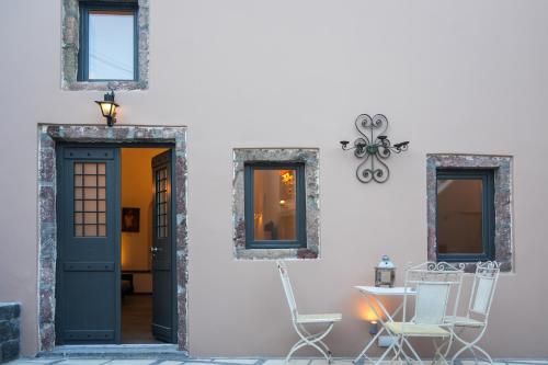 Paramythi Art Maison — 4-Star Luxury Hotel in Emporio, Greece