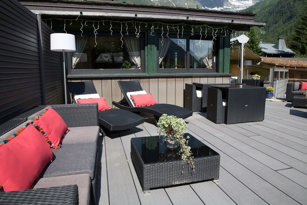 Hotel Montana — 4-Star Luxury Hotel in Chamonix-Mont-Blanc, France