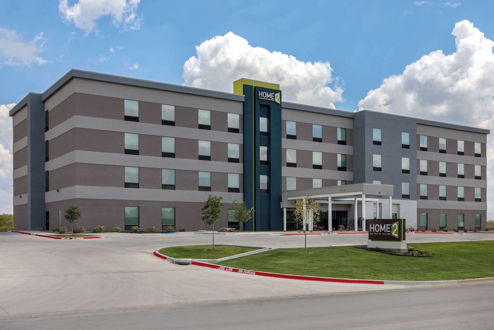 Home2 Suites by Hilton Brownwood - photo 42