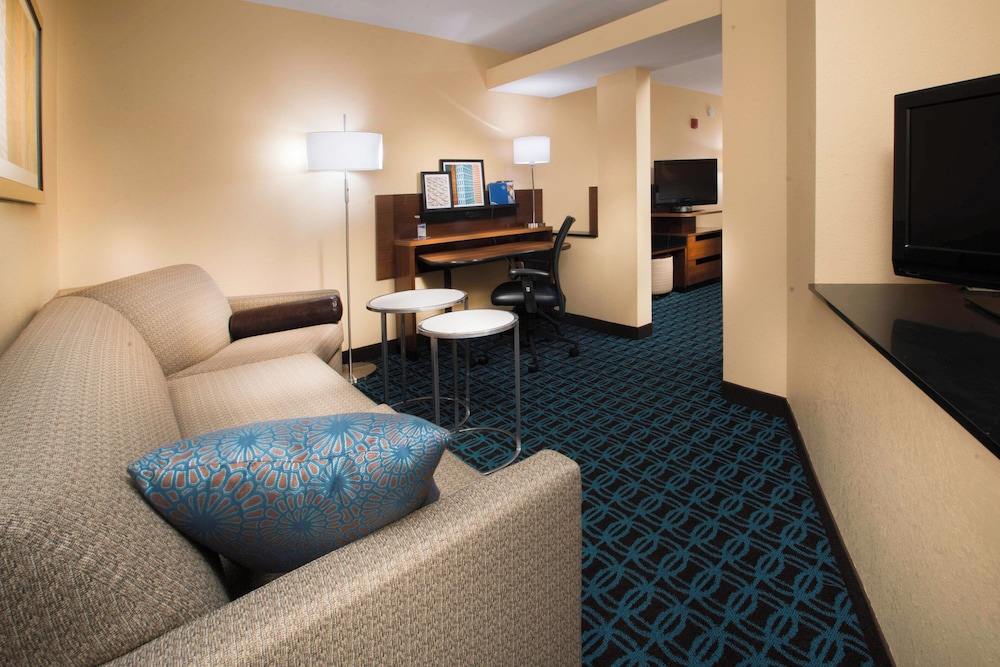Fairfield Inn and Suites by Marriott Idaho Falls - photo 10