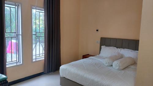 LaPrasmi Hotel — Unknown City — photo 5