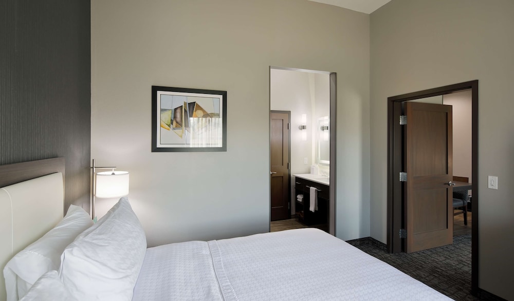 Homewood Suites by Hilton Topeka - photo 7