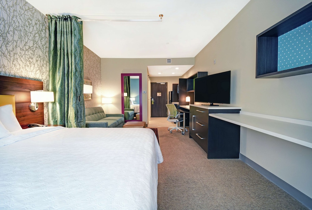 Home2 Suites by Hilton Beloit - photo 11