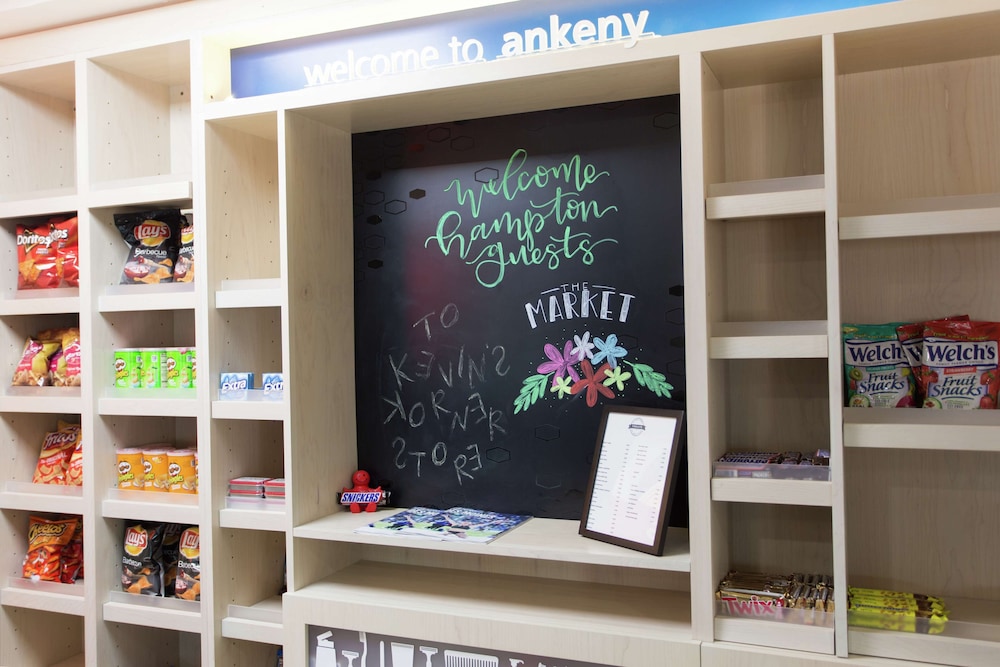 Hampton Inn & Suites Ankeny - photo 40