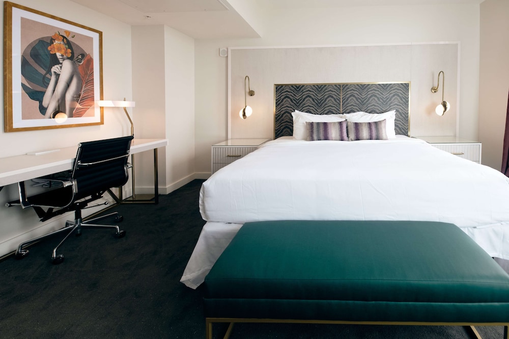 The Kelly Birmingham Tapestry Collection By Hilton - photo 23