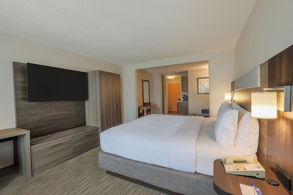 Holiday Inn Express & Suites Raleigh North Wake Forest by IHG - photo 16