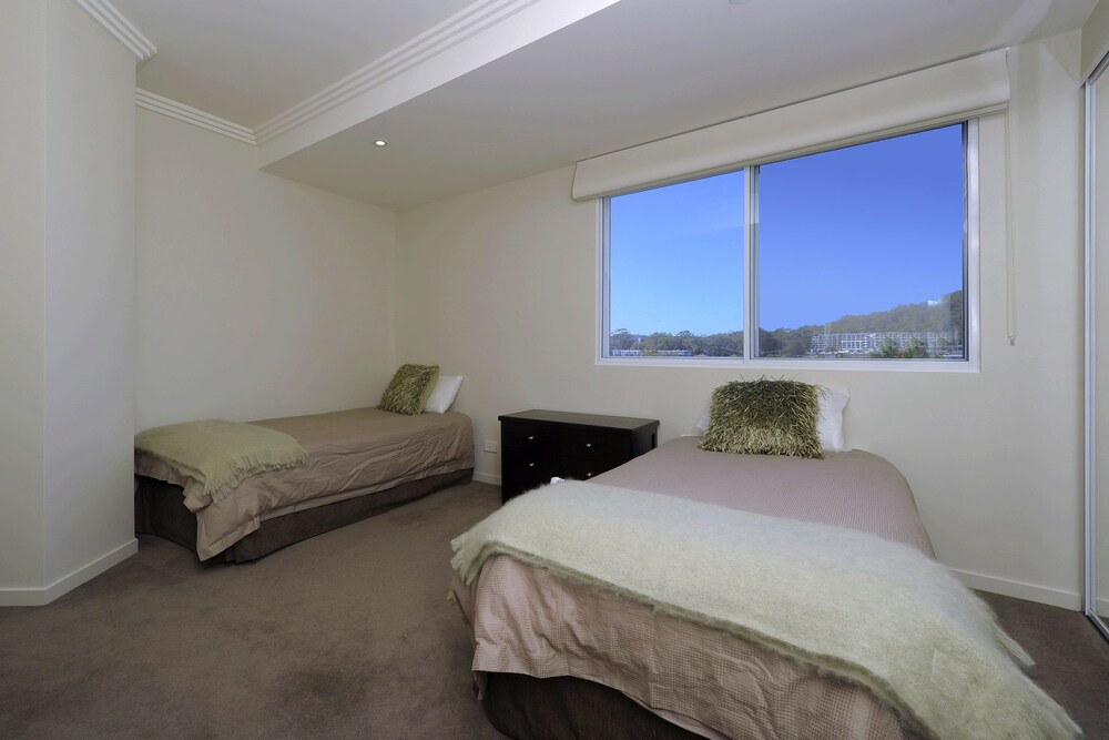 Oasis Unit 9 5 Laman Street — Nelson Bay — photo 4