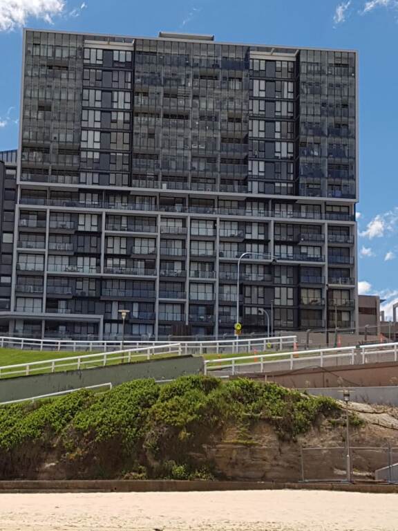 Arena Luxury Beachfront Apartment — 5-Star Luxury Hotel in Newcastle, Australia