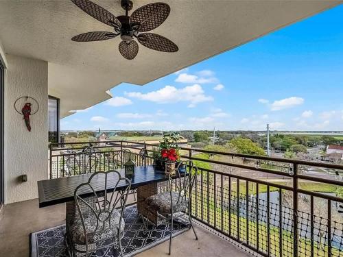 Spacious Lakefront Condo in Kissimmee — 4-Star Luxury Hotel in Kissimmee, United States