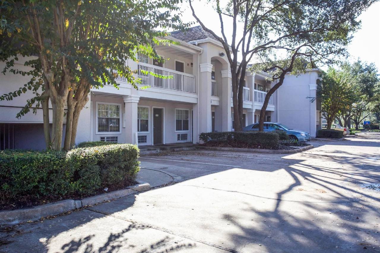 Studio 6 Houston TX Northwest Hwy 290 - photo 2