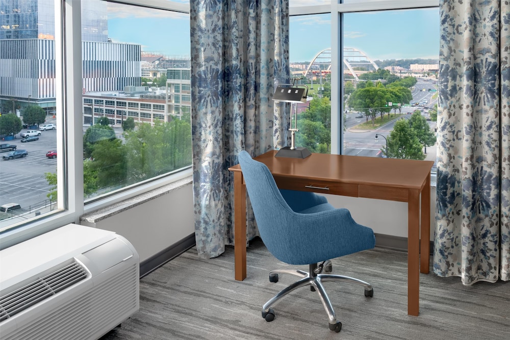 Hilton Garden Inn Nashville Downtown Convention Center - photo 30
