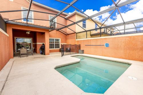 Spetacular TownHome With Private Pool close to Disney 8919PP - featured photo