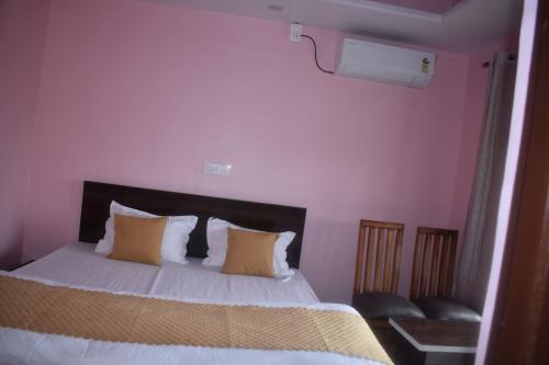Dev Bhoomi Food Junction - carbon neutral hotel in Unknown City