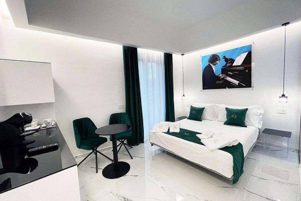 Room in B&B B&B Kreart Suite & Rooms — 4-Star Luxury Hotel in Crotone, Italy