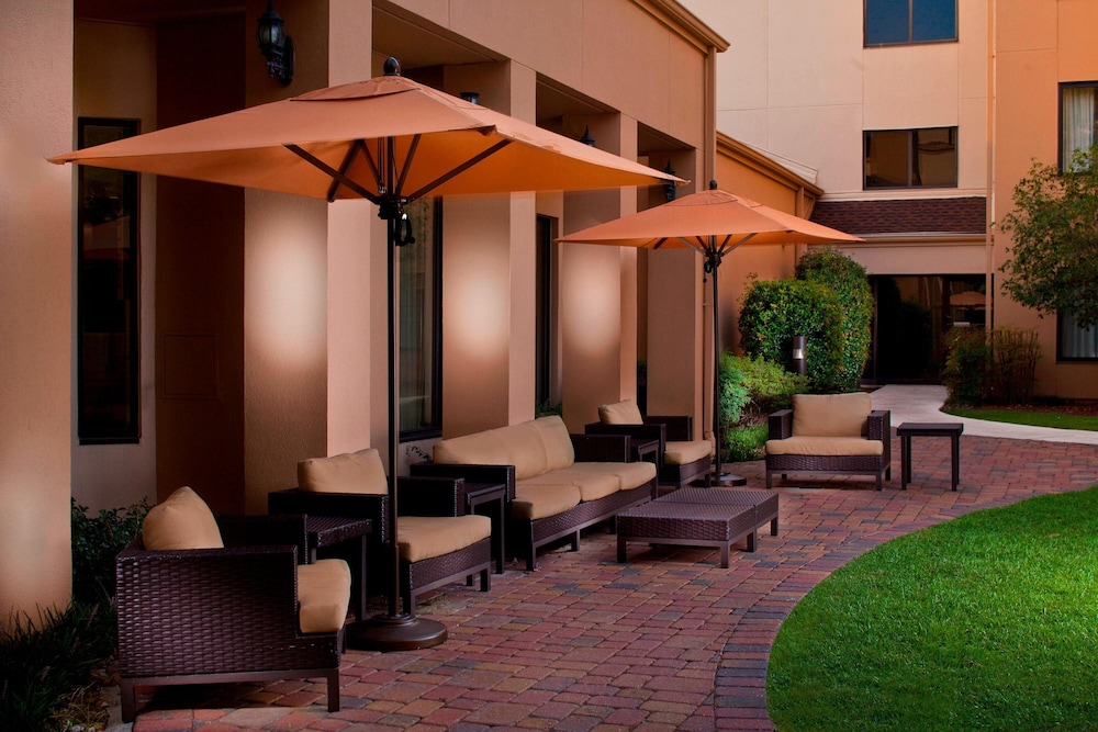 Courtyard by Marriott Baton Rouge Acadian Centre LSU Area - photo 28