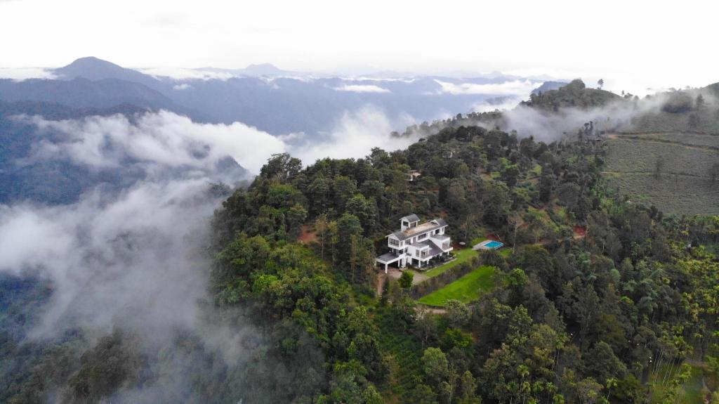 Chateau Woods Resort in Kalpatta, India