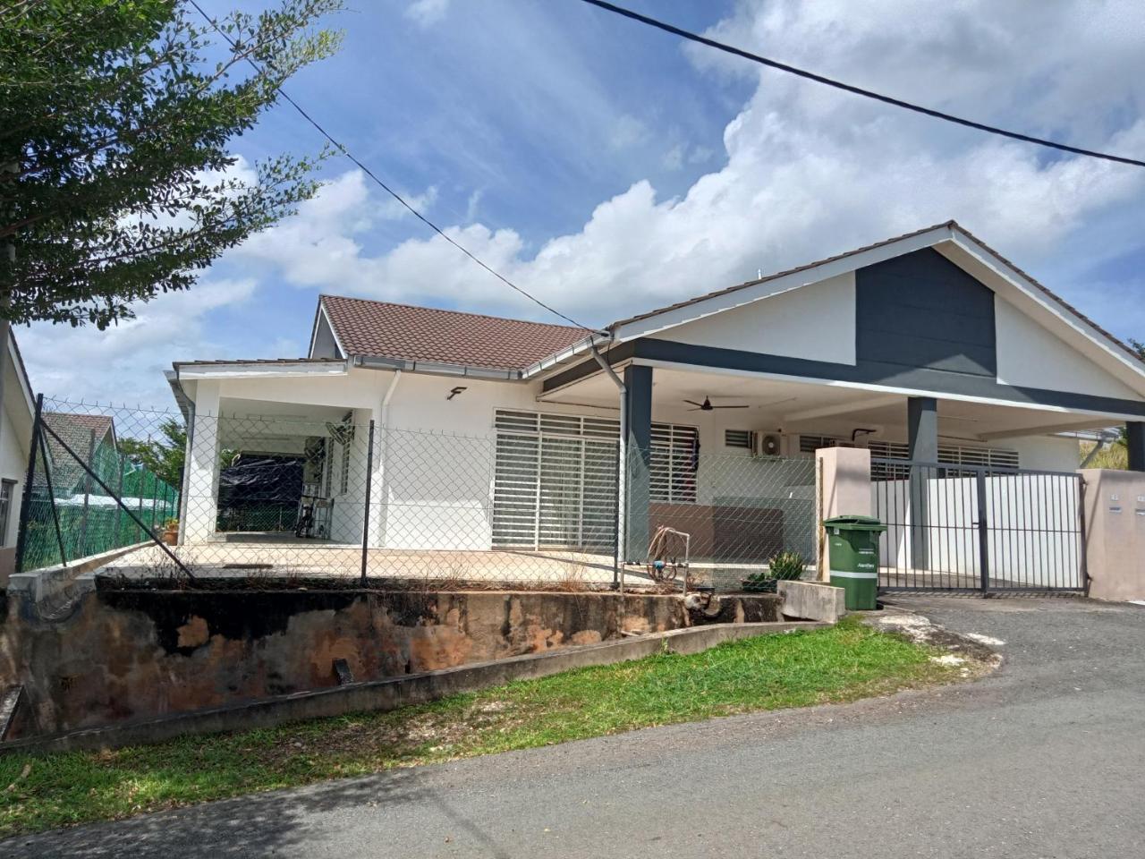 Islam Taqwa Homestay — 4-Star Luxury Hotel in Kuala Lipis, Malaysia