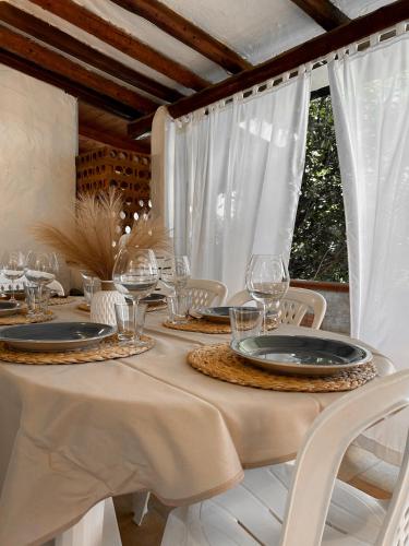 Villa Rossella — 4-Star Luxury Hotel in Villasimius, Italy