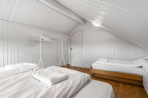 Spacious 4 Bedroom Home in Southern Iceland