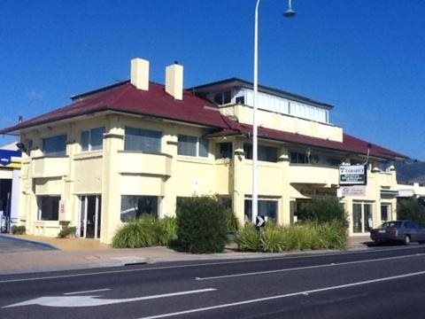 Stella’s Dromana Hotel in Dromana, Australia