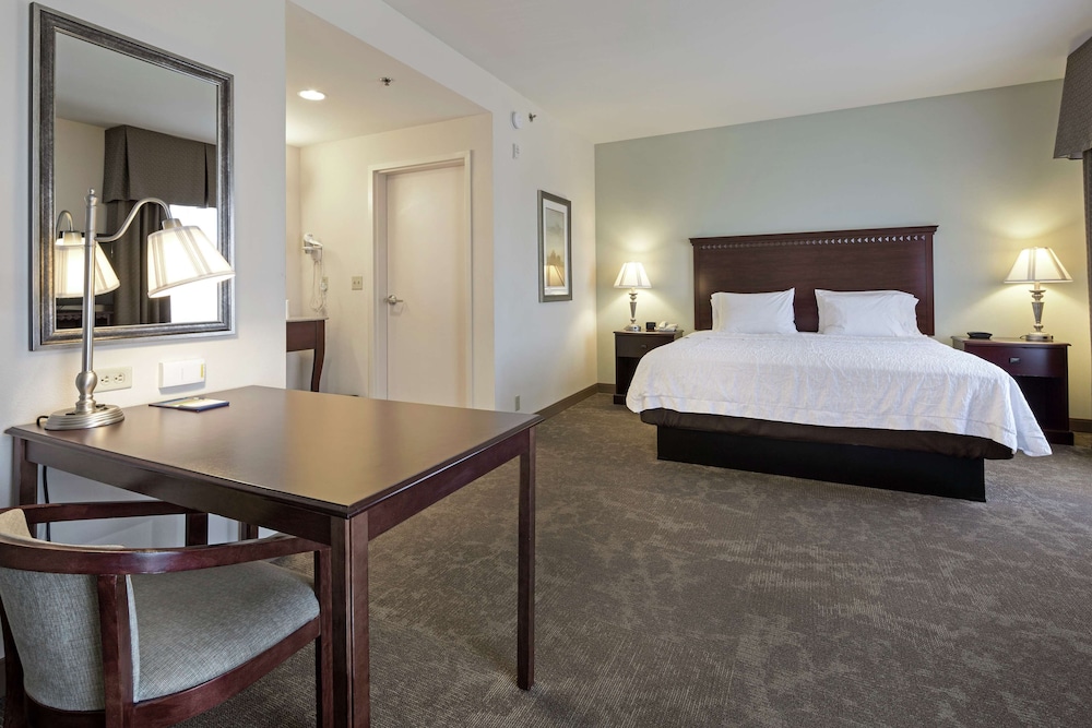 Hampton Inn & Suites Prescott Valley - photo 20