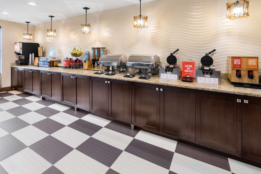 Hampton Inn & Suites Valley Forge Oaks - photo 28