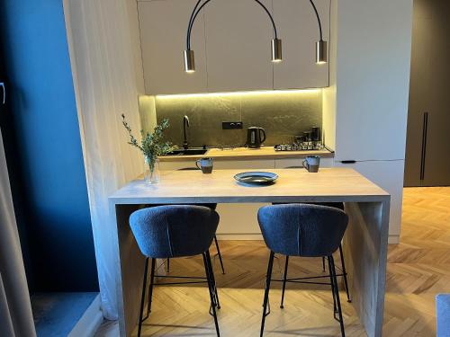 J&J City Centre Apartment