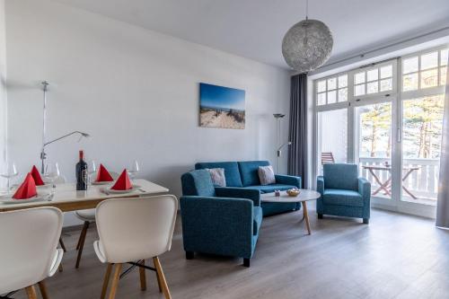 Villa Strandidyll Binz Typ 2 Apartment 6 — 4-Star Luxury Hotel in Ostseebad Binz, Germany