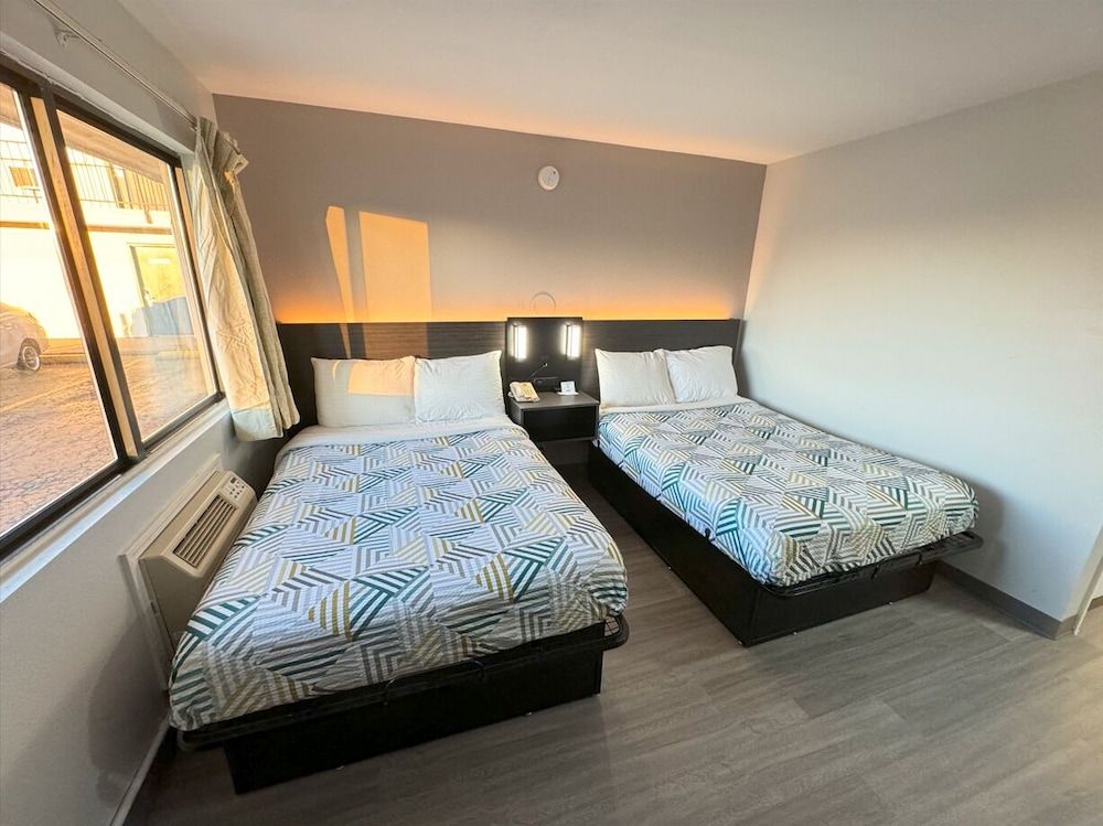 Motel 6 Janesville WI - photo 5