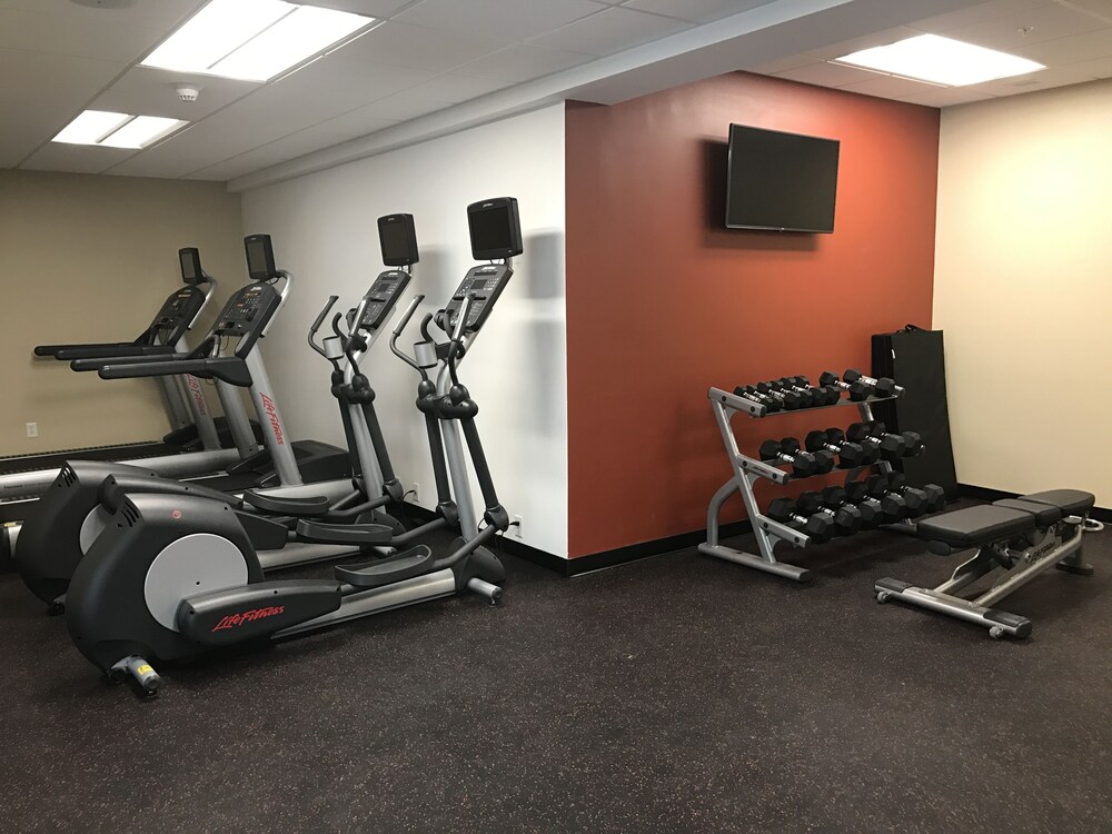 TownePlace Suites by Marriott New Hartford - photo 43